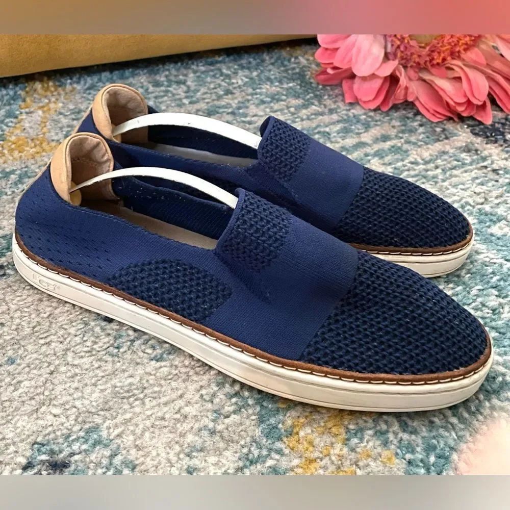 UGG Alameda Sammy Slip On Sneaker Navy Knit 9